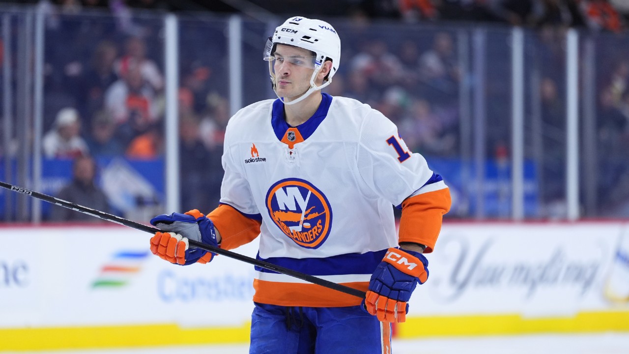 Islanders star Mathew Barzal out indefinitely with lower-body injury