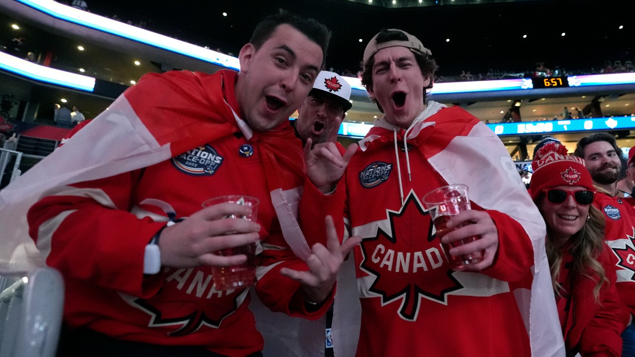 Fans from coast to coast celebrate Canada’s epic win over U.S. in 4 Nations final