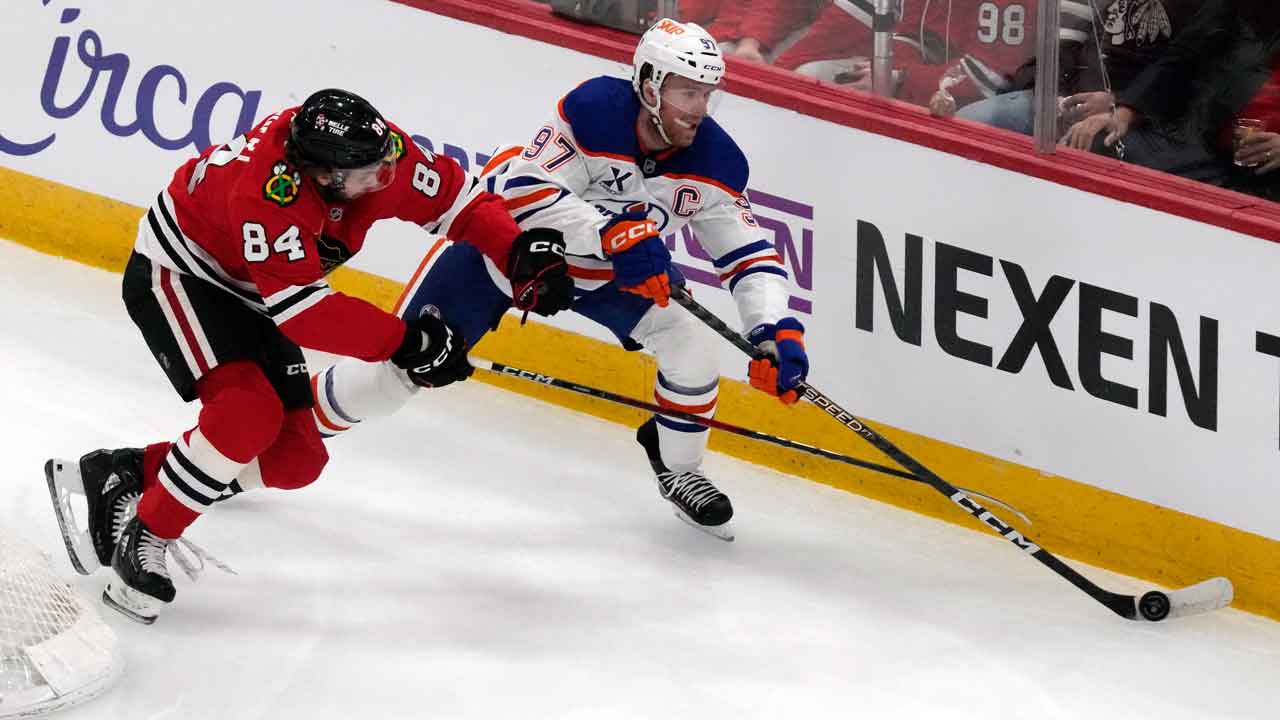 McDavid’s perfect pass sends Oilers to OT win over Blackhawks