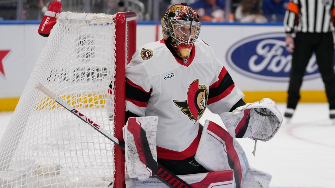 Senators’ Leevi Merilainen leaves AHL start with injury