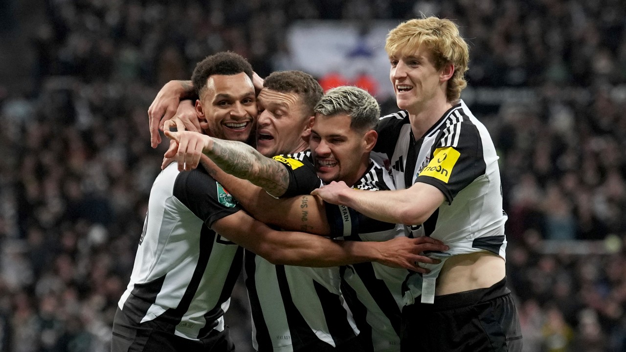 Newcastle beats Arsenal, back in League Cup final