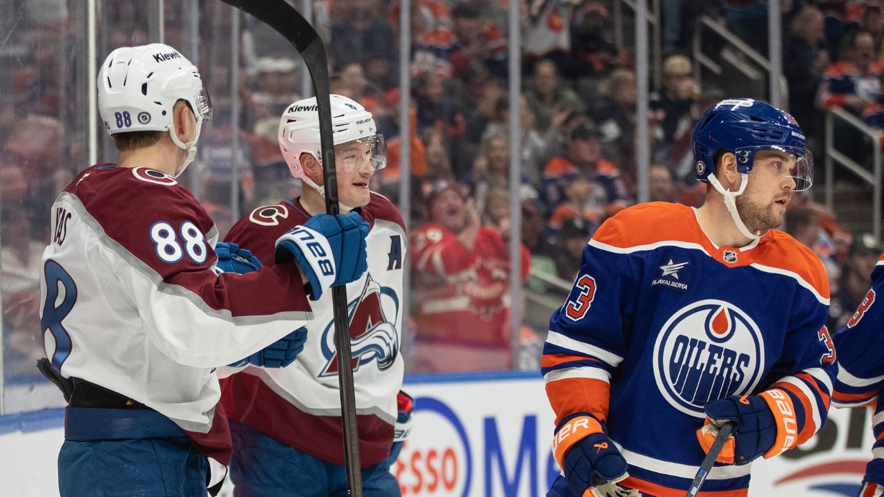 Makar, MacKinnon help Avalanche outgun Oilers in offensive thriller